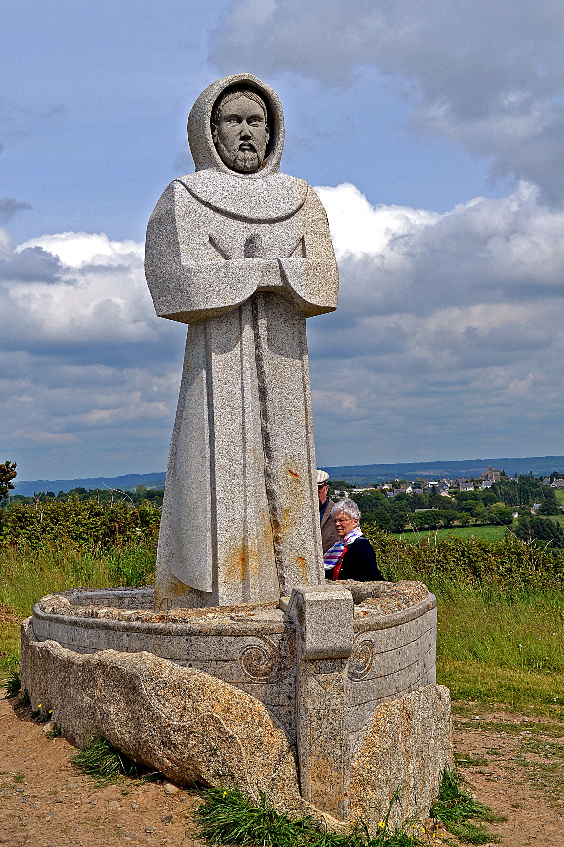 Statue vallée des Saints