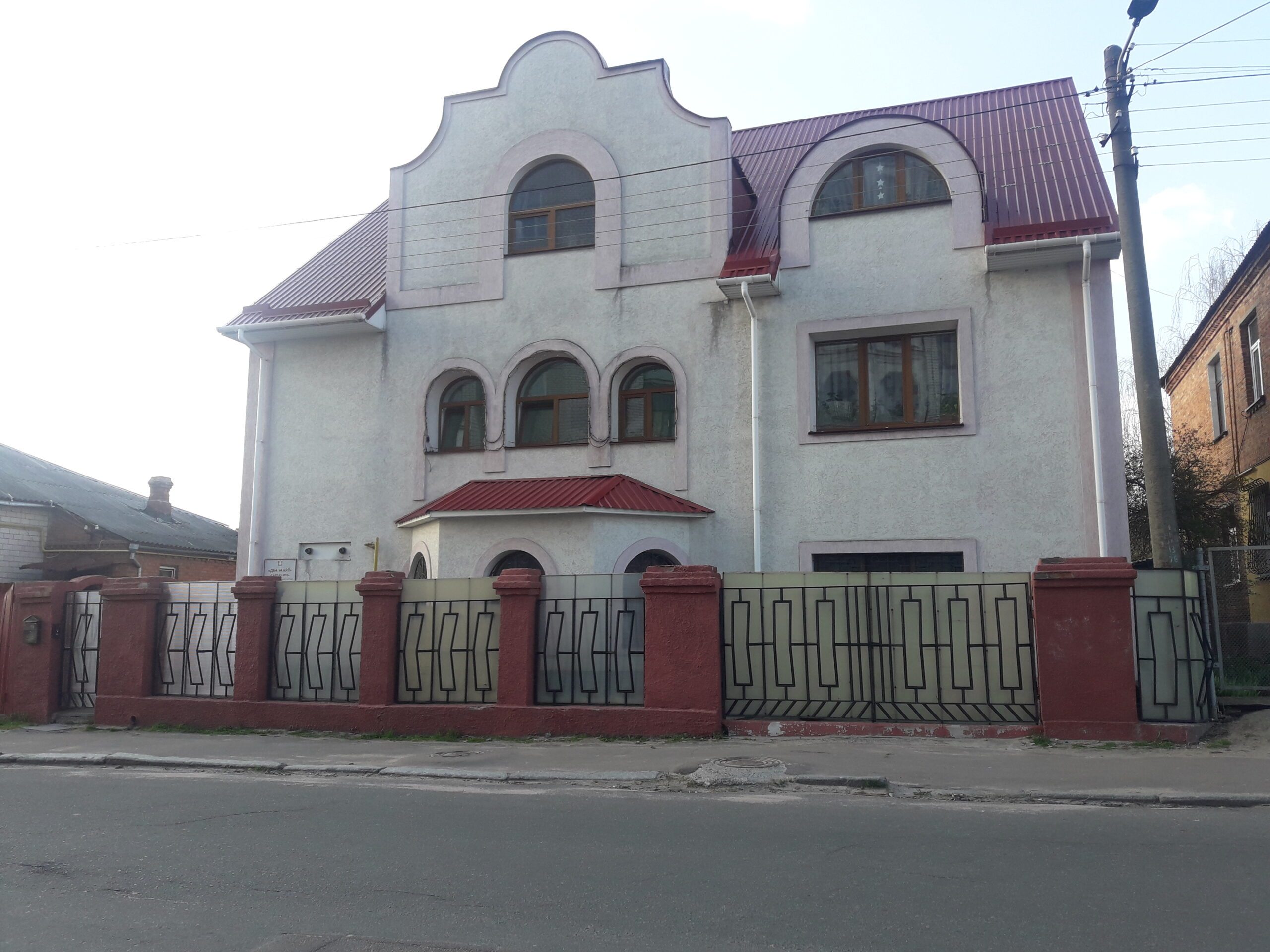 Lire la suite à propos de l’article 4 ans de guerre en Ukraine : retour de l&rsquo;orphelinat de Jytomyr